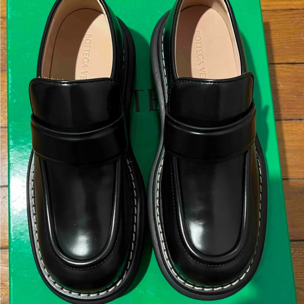 Bottega Veneta. Gorgeous shoes. Box included. Never worn - Picture 2 of 5